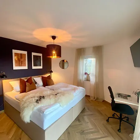 Apartment Moderne Mit Garten Spalt